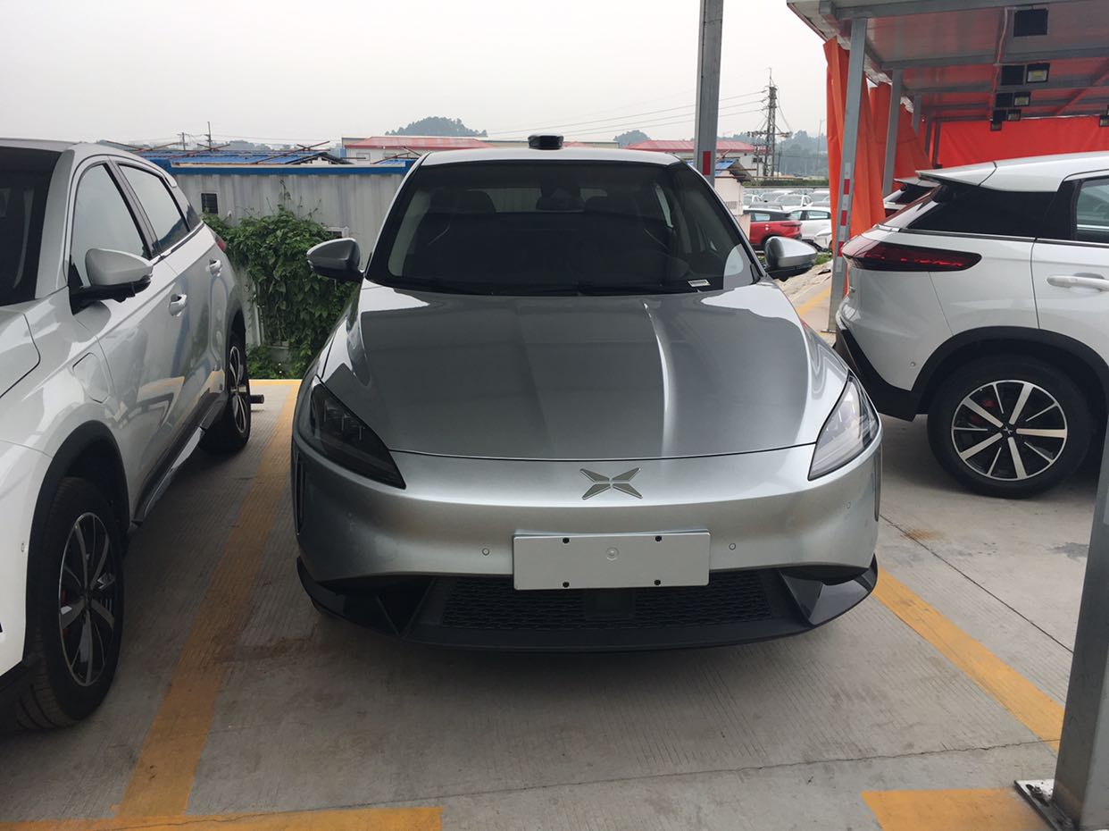 今天提车看到银色