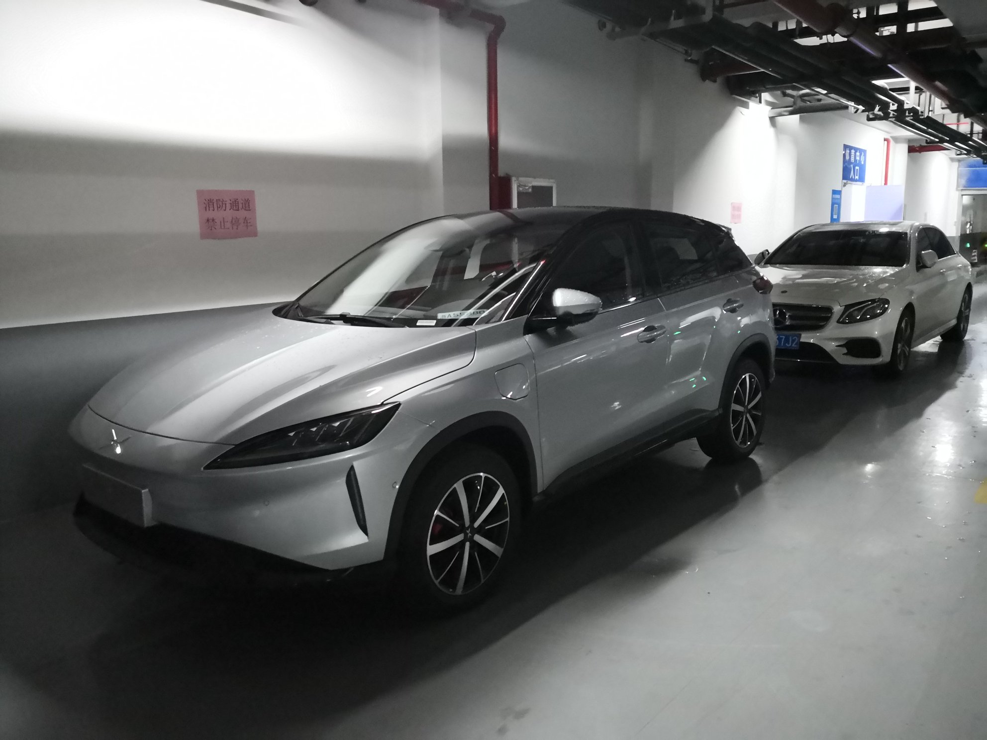 昨天提车,杭州银色, - 小鹏汽车鹏友圈